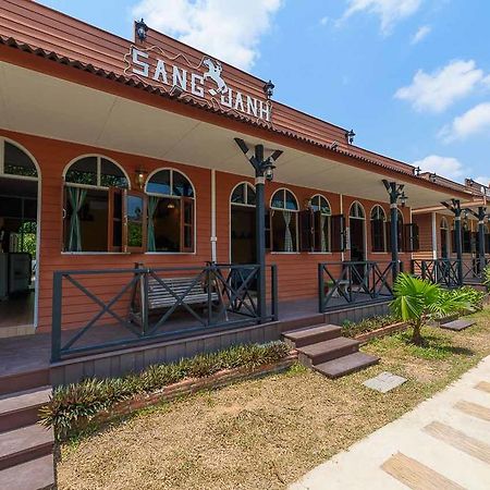 Cowboy Farm Resort Pattaya Banhuajjaj Kültér fotó