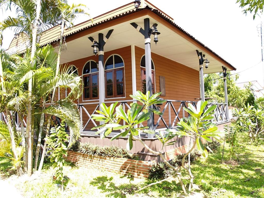 Cowboy Farm Resort Pattaya Banhuajjaj Kültér fotó