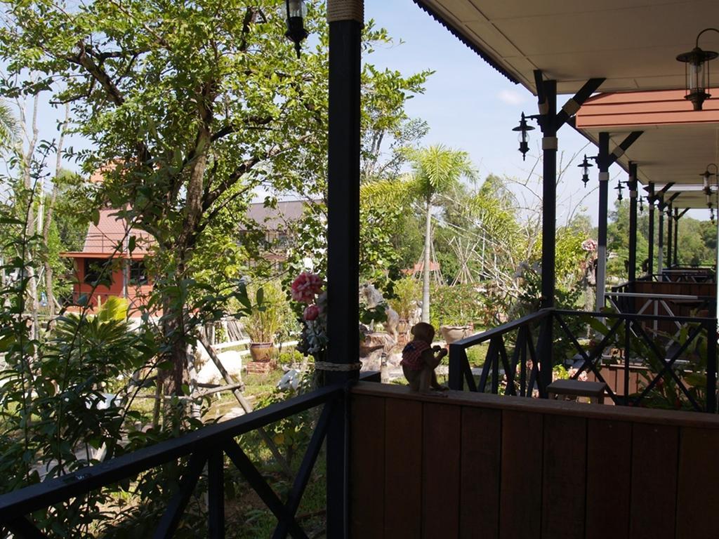 Cowboy Farm Resort Pattaya Banhuajjaj Kültér fotó
