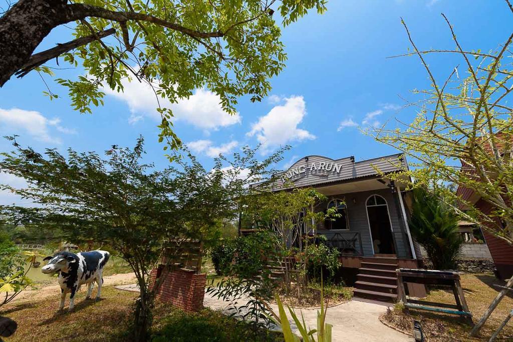 Cowboy Farm Resort Pattaya Banhuajjaj Kültér fotó