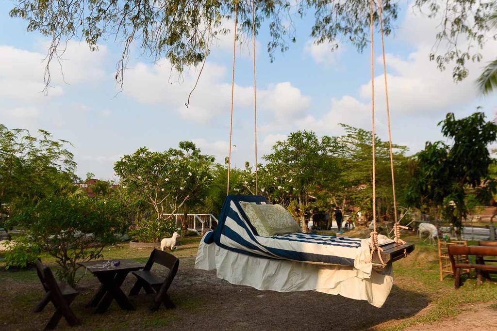Cowboy Farm Resort Pattaya Banhuajjaj Kültér fotó