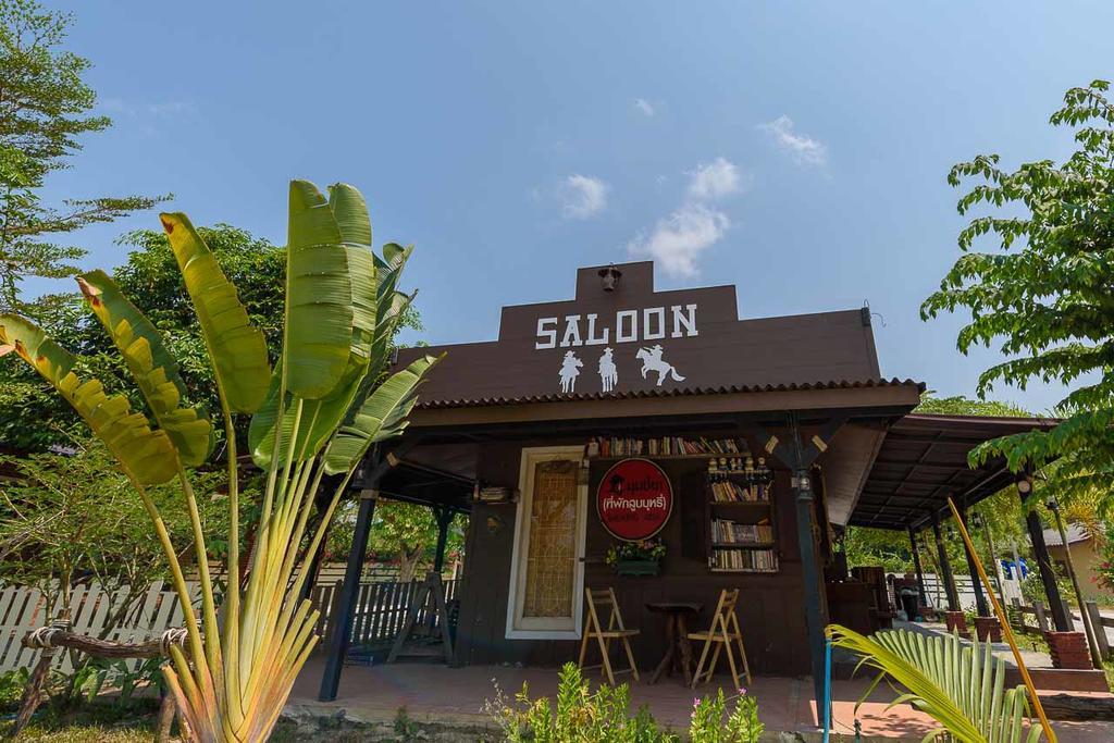 Cowboy Farm Resort Pattaya Banhuajjaj Kültér fotó