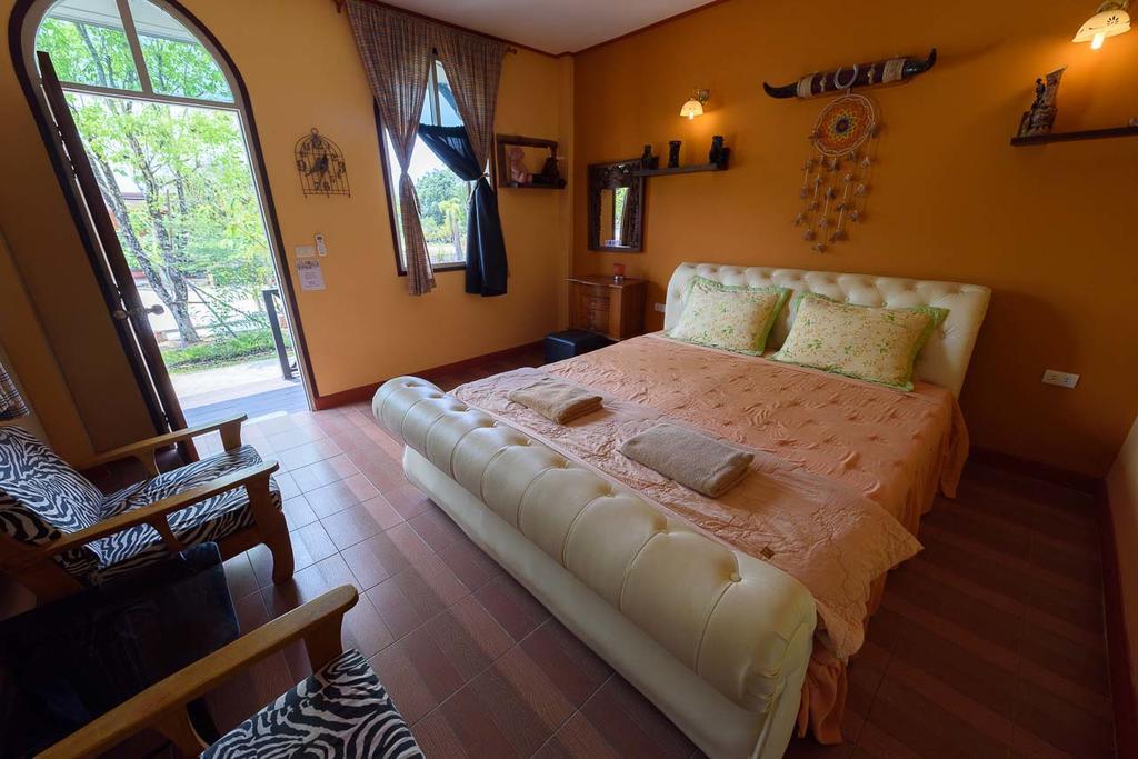 Cowboy Farm Resort Pattaya Banhuajjaj Kültér fotó